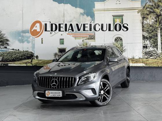 MERCEDES-BENZ GLA 200 1.6 CGI STYLE 16V TURBO FLEX 4P AUTOMÁTICO